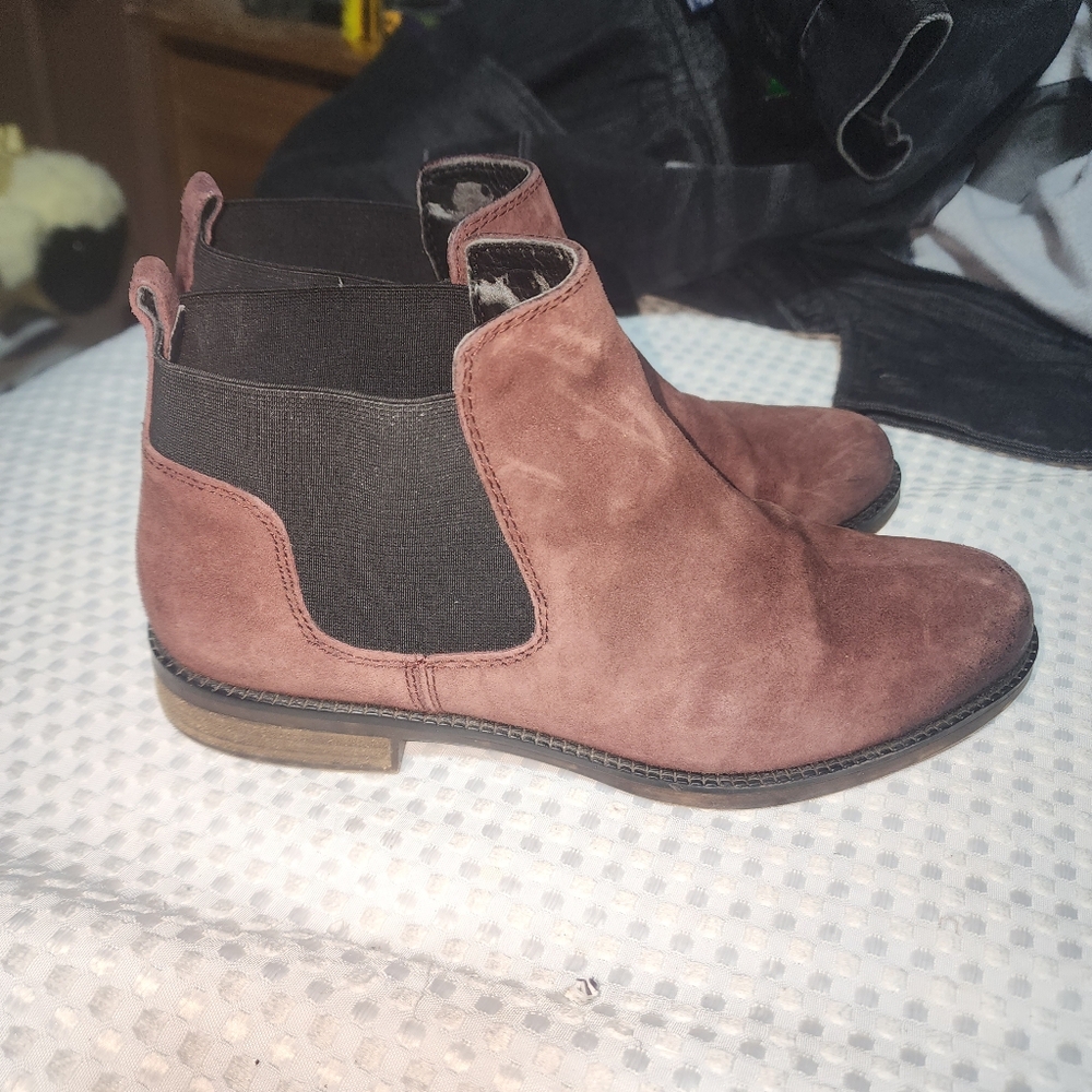 FRANCO SARTO GUC WOMENS SZ 8M CHELSEA MAUVE ANKLE BOOTIES BOOTS SHOES
